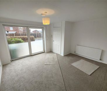 3 bedroom semi-detached house to rent - Photo 2