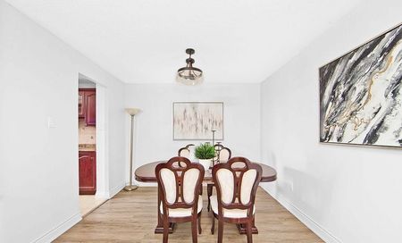 For Lease - 15 Kensington Road Unit# 203, Brampton, Ontario - Photo 2