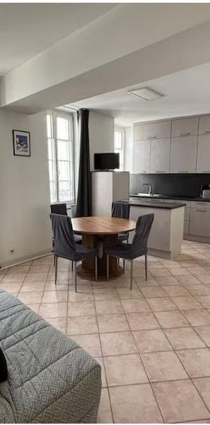 Location Appartement 2 pièces 40m² LA ROCHELLE 17000 - Photo 1