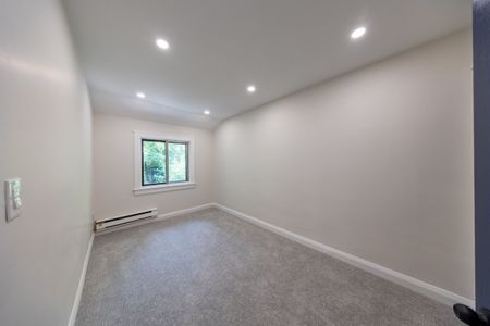 For Lease - 1366 Davenport Road Unit# Upper, Toronto, Ontario - Photo 4