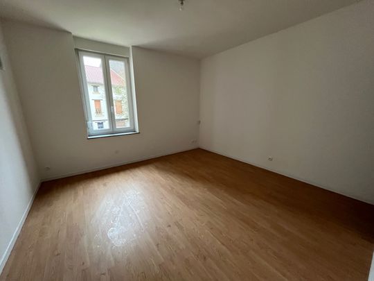 Location Appartement 2 pièces 61m² HOMECOURT 54310 - Photo 1