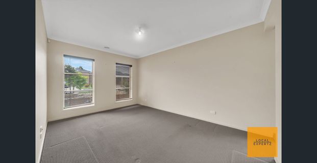 Family home in Cobblebank - Photo 1