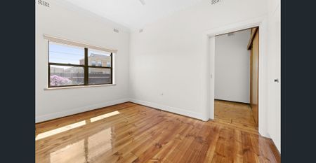 Charming Family Home! - Photo 5