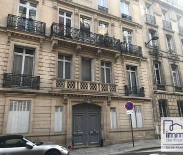 Location appartement studio 1 pièce 36 m² à Paris 8e Arrondissement... - Photo 6