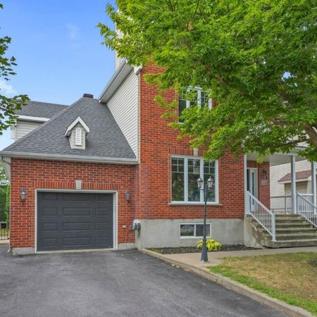 ⭐️ Bachelor 3 1/2 entièrement rénové tout compris meublé - Repentigny ⭐ - Photo 4