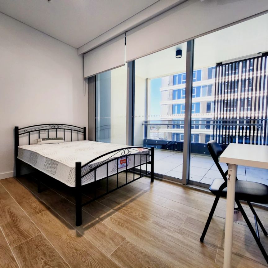 2 bed 1 bath-311 - Photo 1