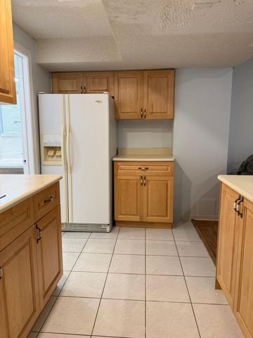 For Lease - 4289 Radisson Crescent Unit# Basement, Mississauga, Ontario - Photo 2
