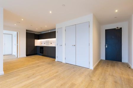 3 bedroom flat to rent - Photo 3