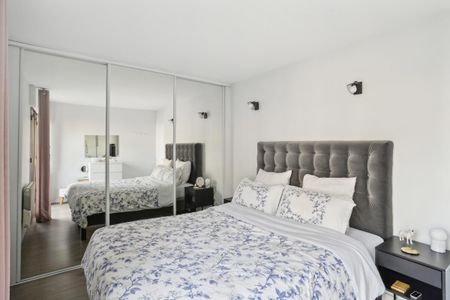 Location Appartement 2 pièces Meublé 51m² PARIS 17ème - Photo 5