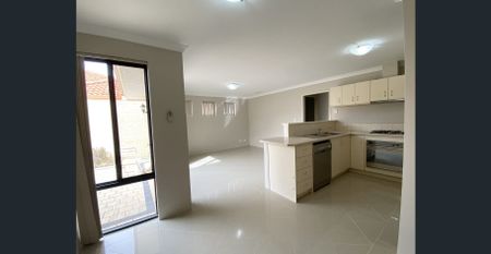 3x2 home in Canning Vale - Photo 2