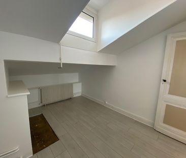 Location Appartement 3 pièces 45m² BORDEAUX 33000 - Photo 5