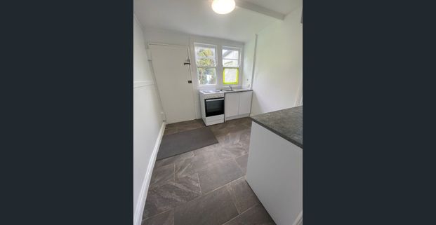 Two Bedroom Mountain Cottage! - Photo 1