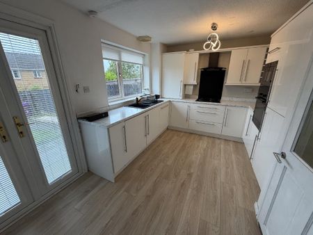 2 bedroom terraced house to rent - Photo 5
