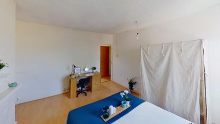 2 bedroom flat to rent - Photo 2