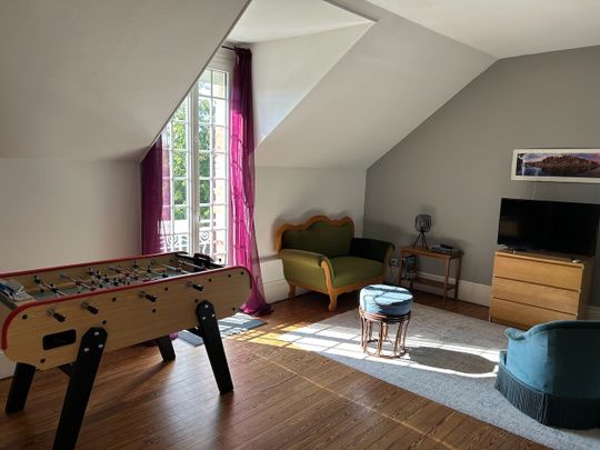 Tout savoir sur cette maison à Fontainebleau - Photo 1