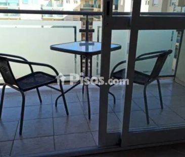 Piso en alquiler en Centro - Photo 1