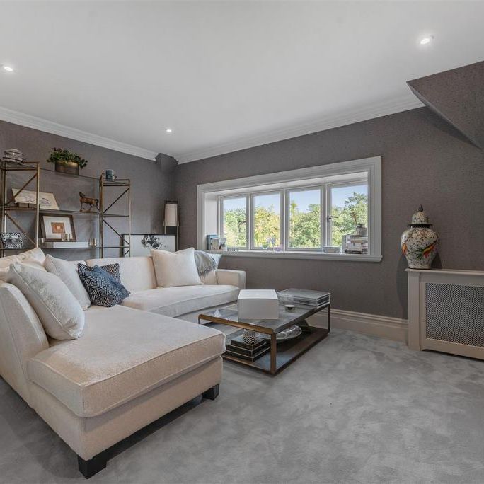 5 bedroom townhouse to rent - Photo 1