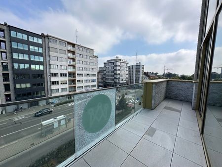 Luxe penthouse met 2 terrassen, lift, garage en 2 slaapkamers in Tongeren - Photo 4