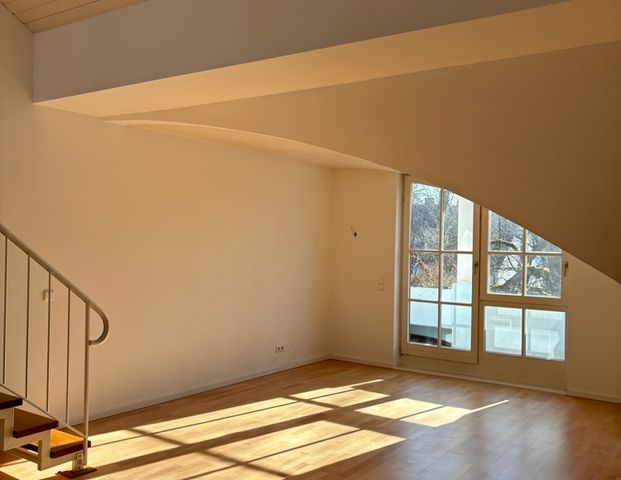 Dachgeschosswohnung in 81827 München zur Miete - Photo 1