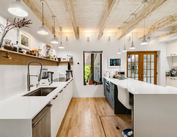 À louer / Maison à étages - Photo 1