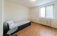 Priestranný 2,5i byt 72m2, s terasou, parkovaním a v príjemnej lokalite - Photo 4