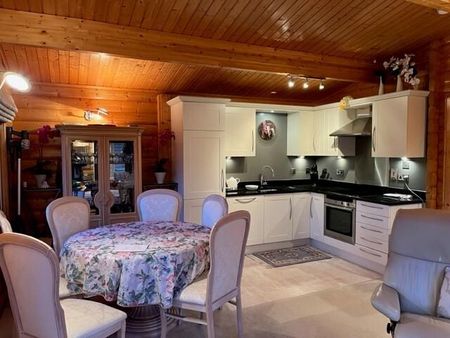 2 bedroom detached house to rent - Photo 5