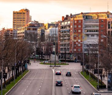 Flat for rent in Madrid - Photo 4