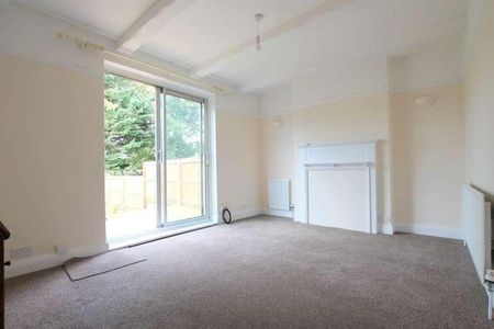 Hillside Road, Bushey, WD23 - Photo 2