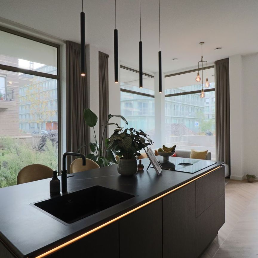 Spadinalaan 365, Overhoeks, 1031KB, Amsterdam - Photo 1