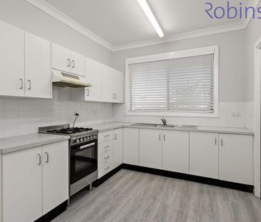 Character filled two bedroom home in sought after New Lambton - Photo 5