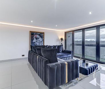 3 bedroom apartment to rent - Photo 5