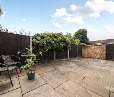 2 bedroom terraced house to rent - Photo 1