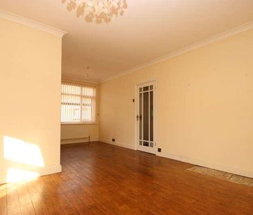 Essex Way, Benfleet, SS7 - Photo 1