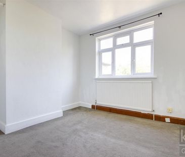 3 Bedroom House - End Terrace To Let - Photo 6