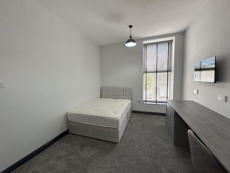 2 bedroom flat to rent - Photo 5