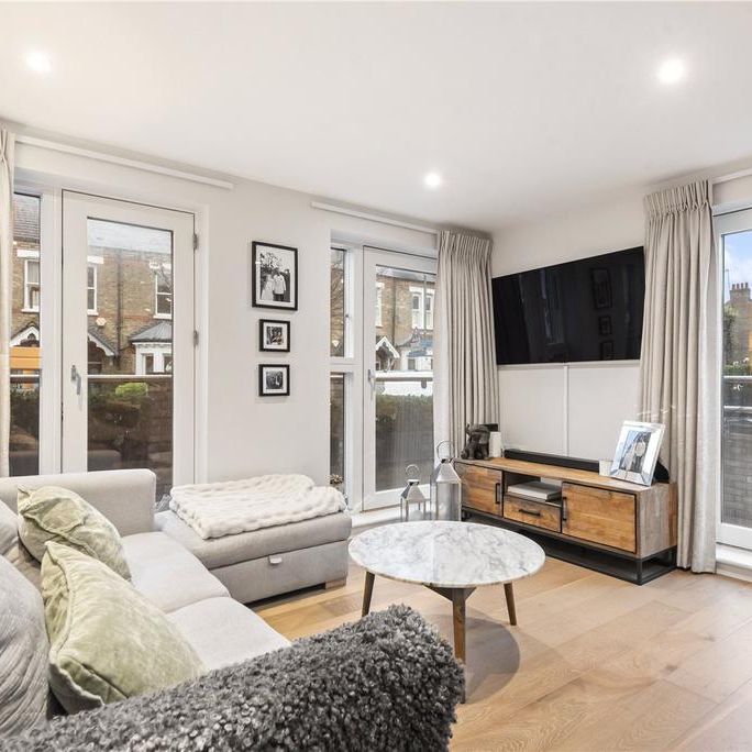 2 bedroom apartment to rent - Photo 1