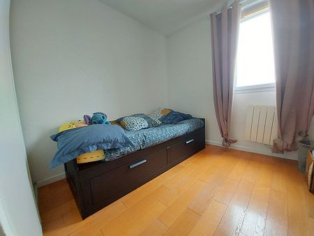 Apartment - Photo 2