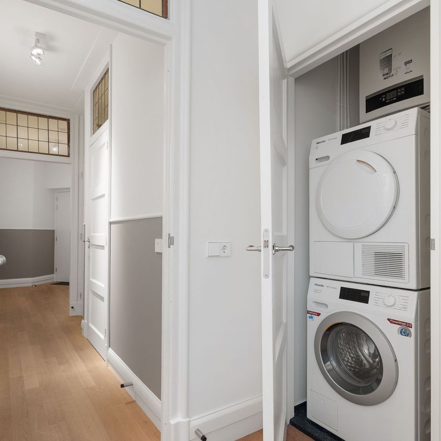 Appartement te huur: Vijzelstraat 26-3 1017 HK Amsterdam - Photo 1