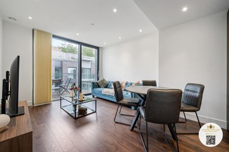 Flat , Neroli House, Piazza Walk, London - Photo 5
