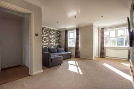 3 bedroom terraced house to rent - Photo 2