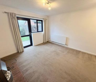 2 bedroom end of terrace house to rent - Photo 1