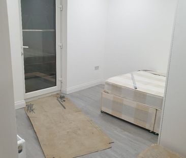 3 Bed Flat, High Cross Road, N17 - Photo 3