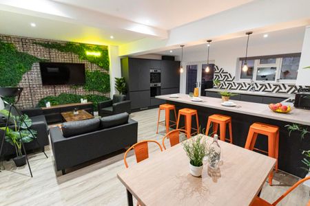 Blackthorn #8 - Photo 3