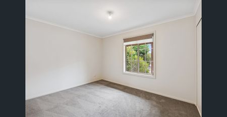 Spacious 4 Bedroom Family Home! - Photo 3