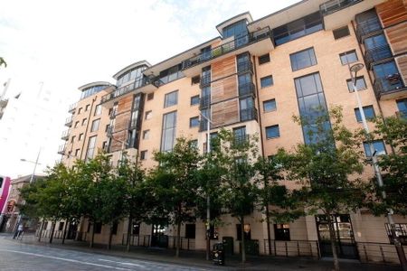Apt 63 17, Queens Square, Belfast, BT1 3FF - Photo 3