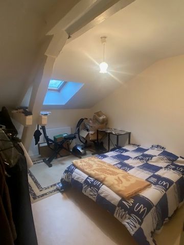 Location Appartement 3 pièces 74m² - Photo 2