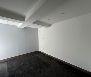 3 bedroom apartment to rent - Photo 6