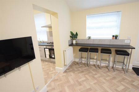 157 Carholme Road - Studio 3 - Photo 5