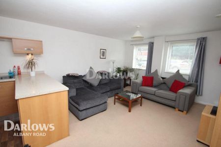 2 bedroom apartment to rent - Photo 3