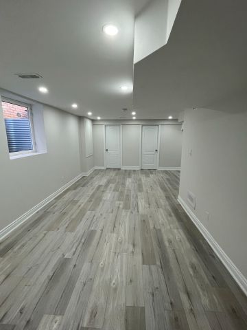 For Lease - 33 Bluffwood Crescent, Brampton, Ontario - Photo 4